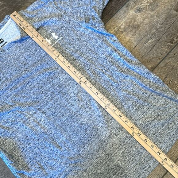 Bundle of 3 Under Armour Women's Terry Sweatshirt, Sports Bra, Shorty Shorts Med - Picture 14 of 16